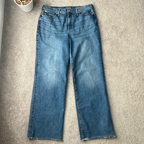 J.CREW Tall 32 Slim Wide Leg Jeans in Lakeshore Wash - Picture 3 of 9